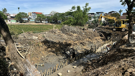 Hồi sinh hồ trong nội thành Huế