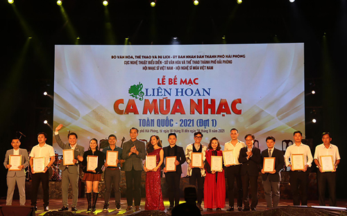 Hơn 1.000 nghệ sĩ tham gia Li&ecirc;n hoan Ca M&uacute;a Nhạc to&agrave;n quốc - Ảnh 1.