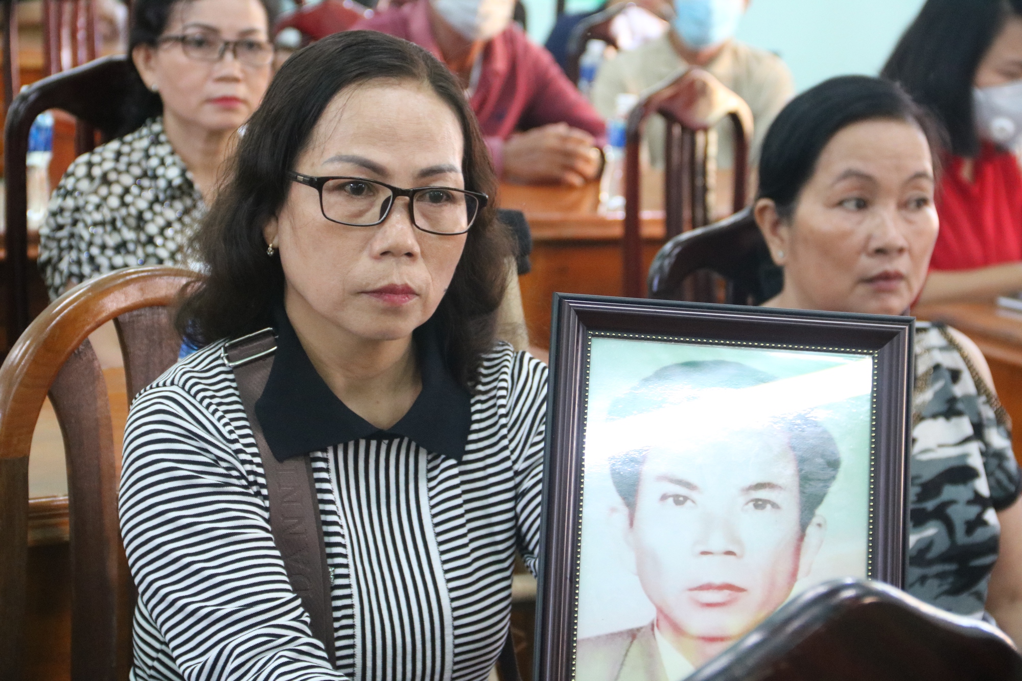 Xin lỗi người bị h&agrave;m oan tội giết người, cướp của từ 42 năm trước - Ảnh 2.