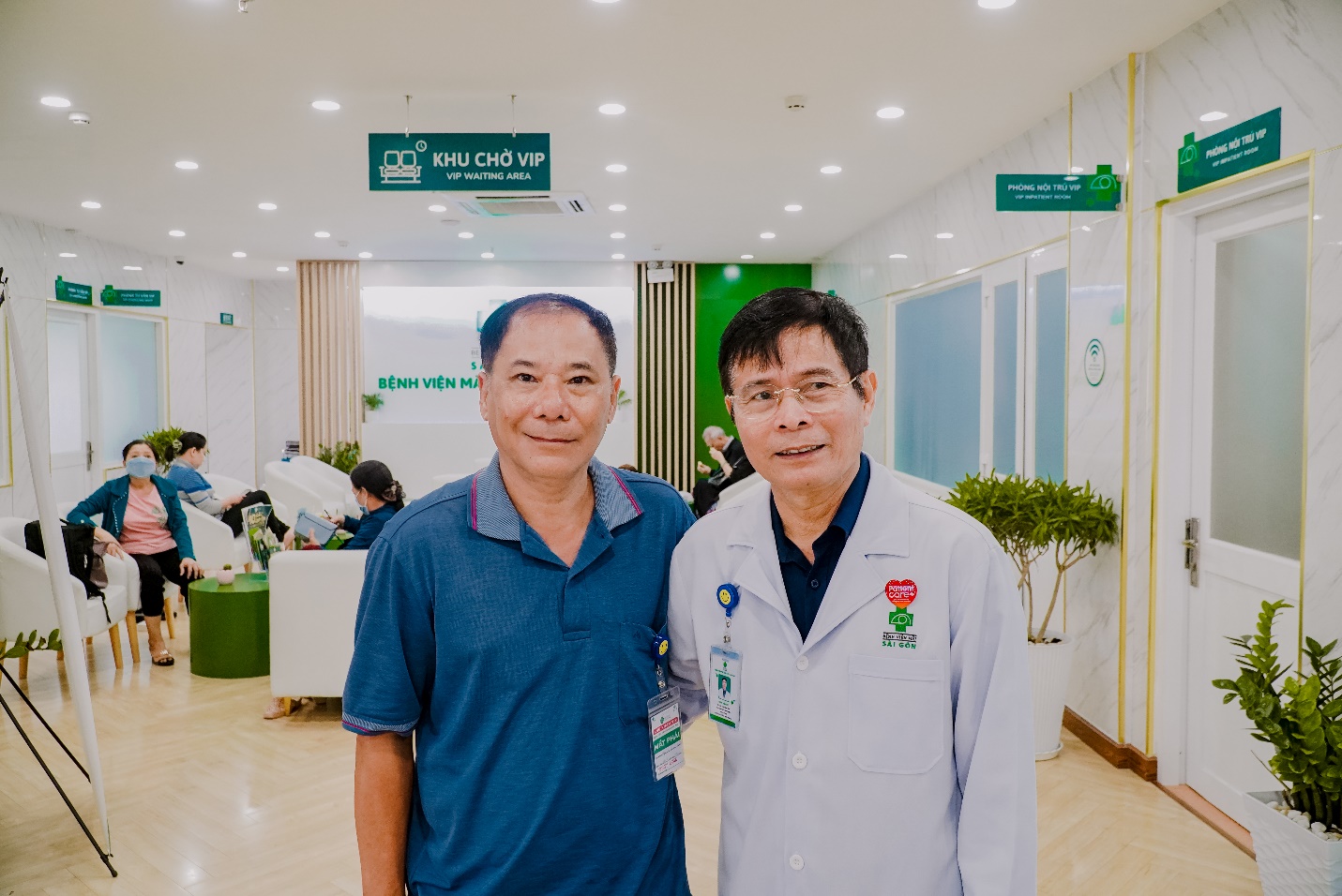 Bệnh viện Mắt S&agrave;i G&ograve;n Cần Thơ điều trị đục thủy tinh thể cho hơn 7.000 người - Ảnh 1.