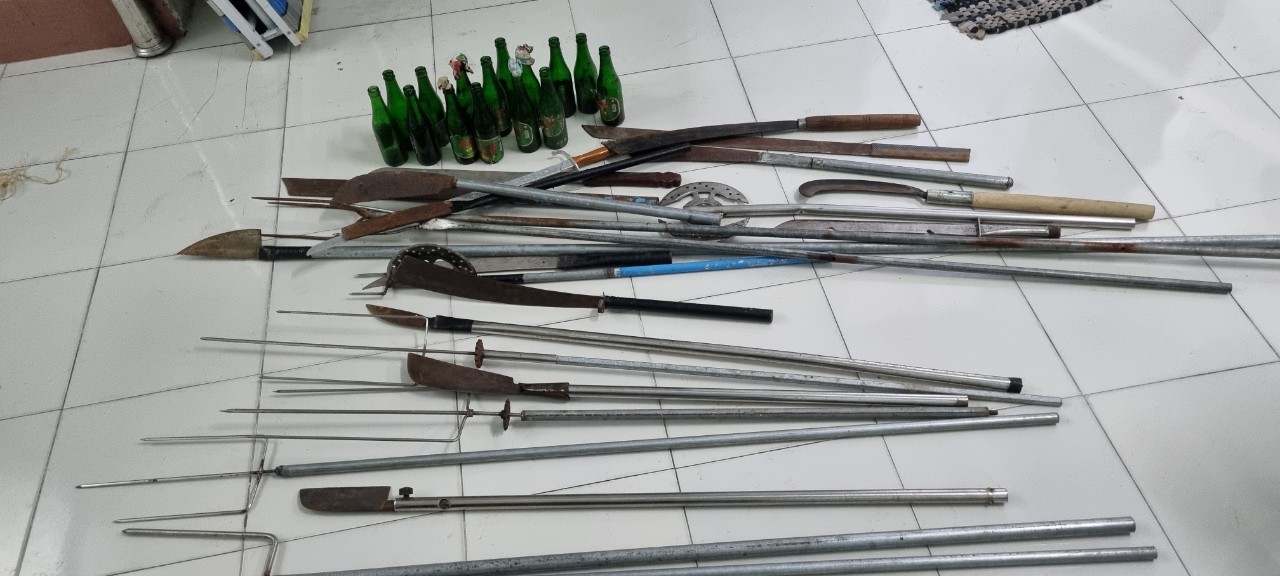 Ngăn chặn nhiều nh&oacute;m &ldquo;giang hồ nh&iacute;&rdquo; lộng h&agrave;nh ở Rạch Gi&aacute; - Ảnh 5.