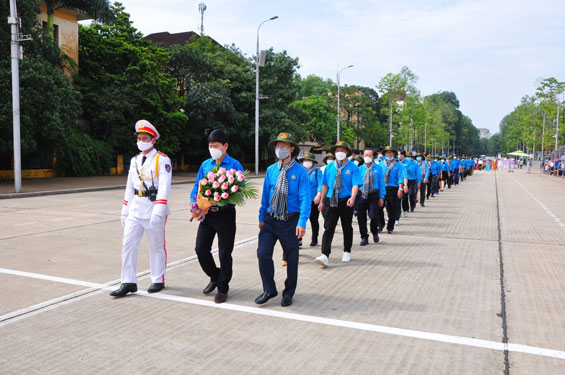 Hun đúc dũng khí để hết lòng vì tổ chức
