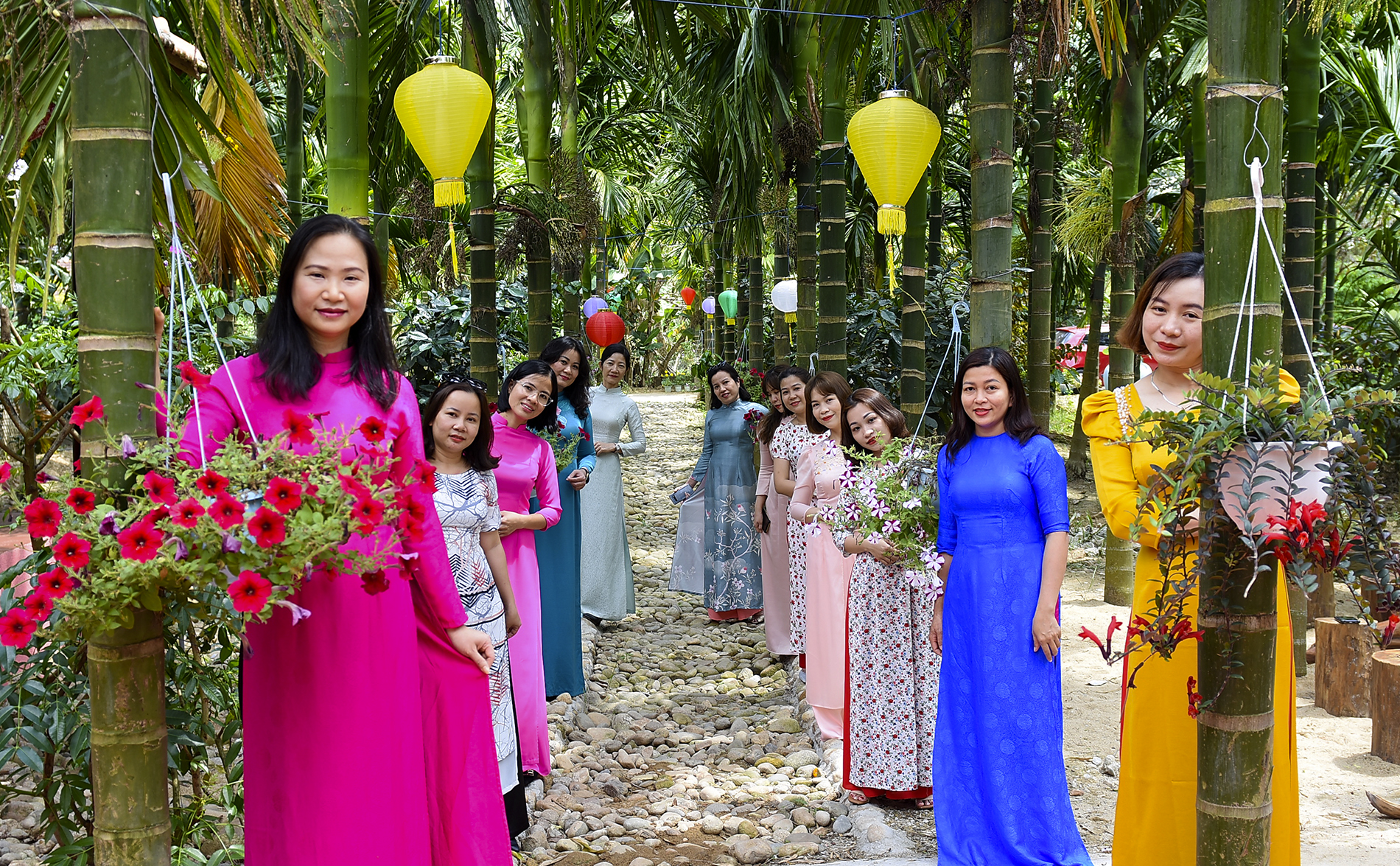 Tưng bừng kỷ niệm sinh nhật 2 năm Vườn sinh thái An Bình