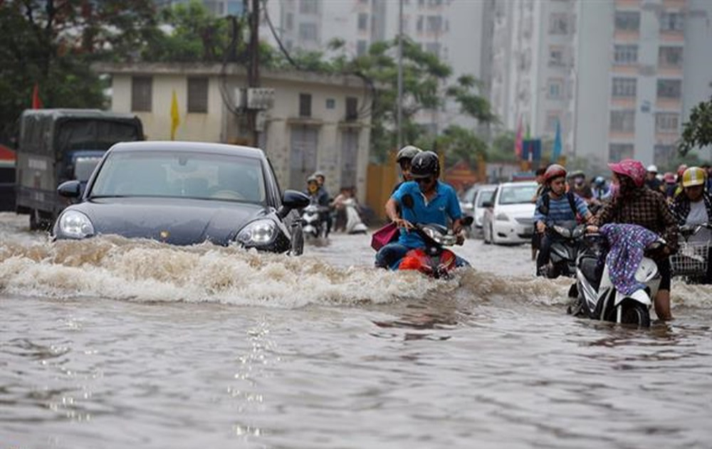 Ngập liên tục, Giám đốc Sở Xây dựng kiến nghị xây bể ngầm gần hồ Gươm