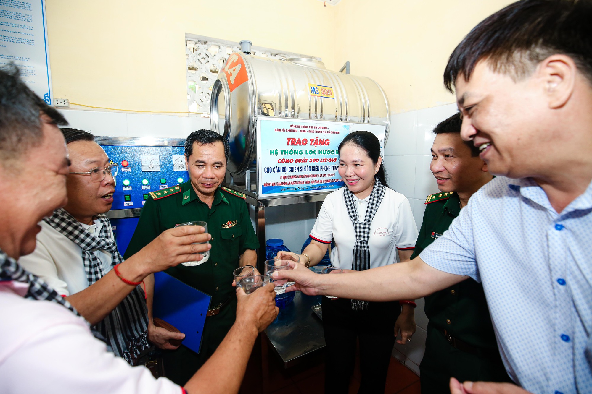Đảng ủy Khối D&acirc;n - Ch&iacute;nh - Đảng TP HCM về nguồn tại Quảng Ninh - Ảnh 4.