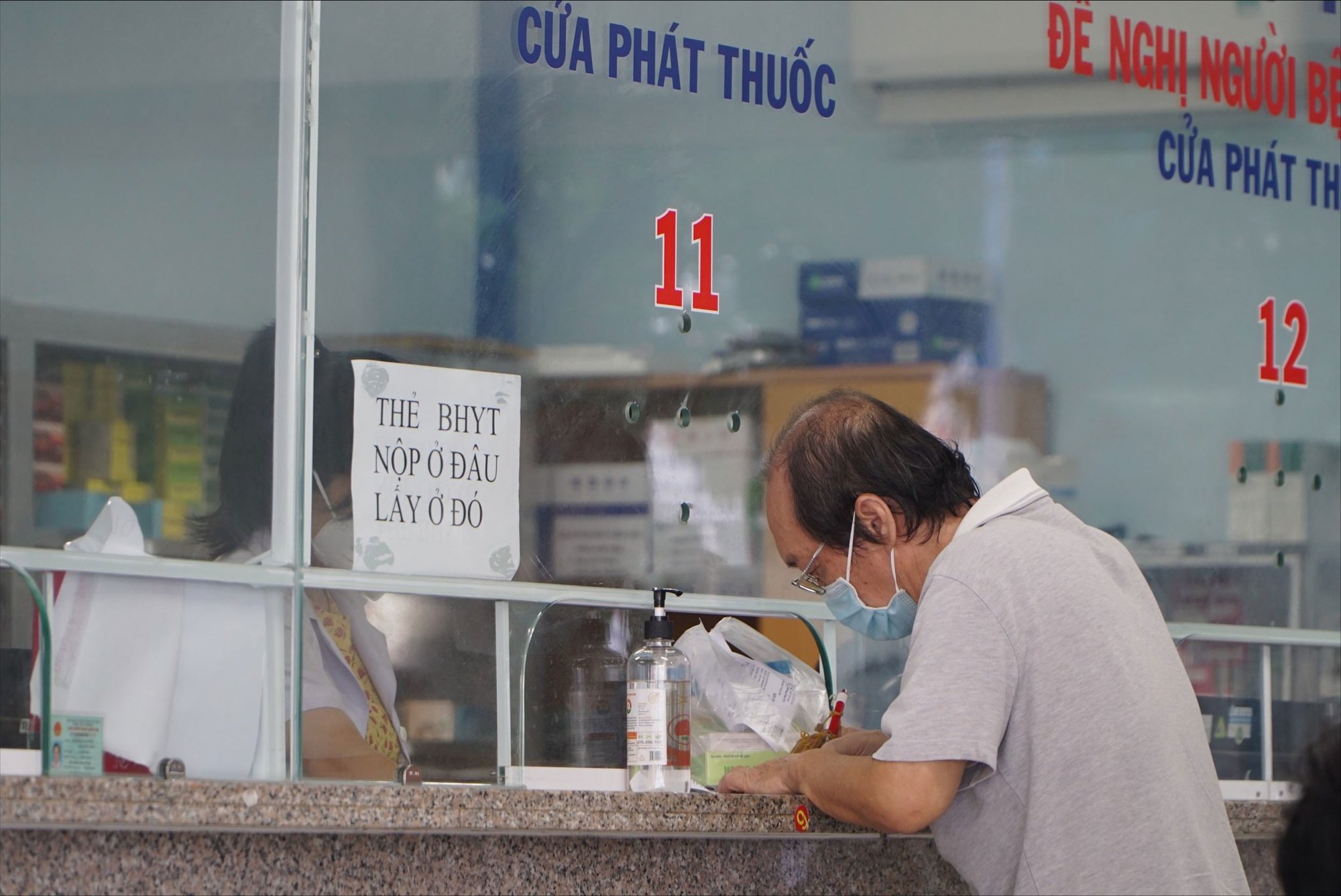 Lao đao vì thiếu thuốc, vật tư y tế (*): Sơ hở pháp lý, lo sợ sai phạm