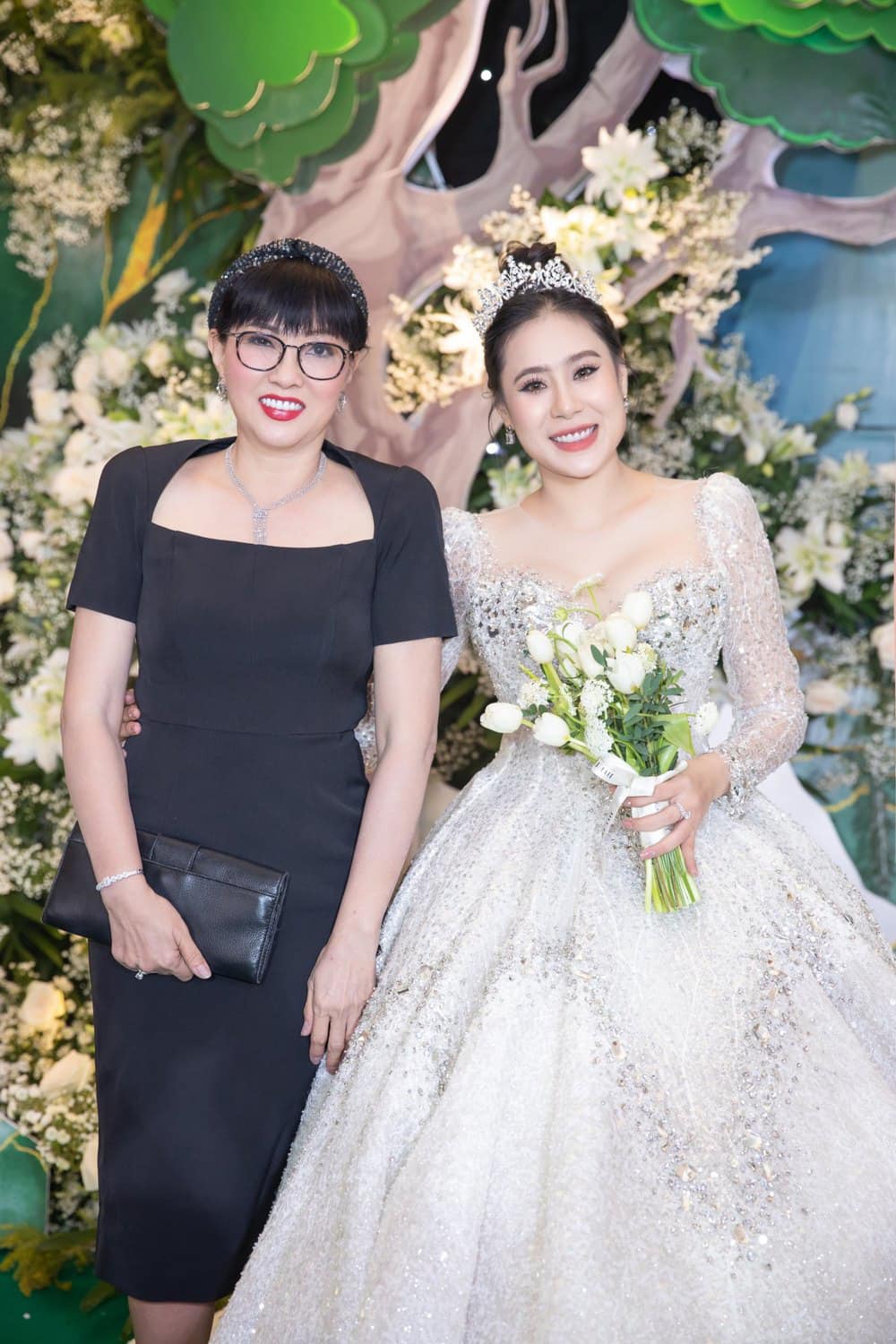 Cao Minh Đạt, Khả Như, Kim Tuyến&hellip; tề tựu mừng tiệc cưới Hồ B&iacute;ch Tr&acirc;m - Ảnh 16.