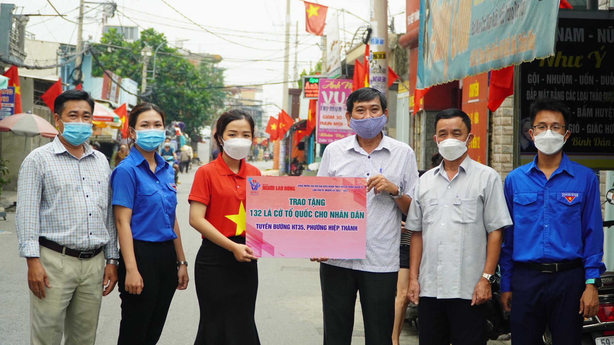 Phải viết những điều xã hội cần