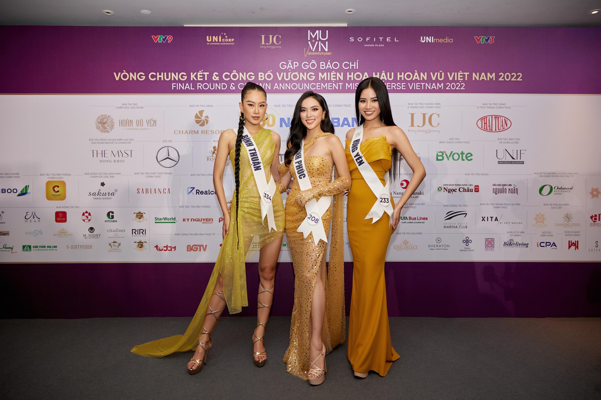 Cận cảnh chiếc vương miện gắn hơn 2.000 vi&ecirc;n kim cương của T&acirc;n hoa hậu Ho&agrave;n vũ - Ảnh 3.