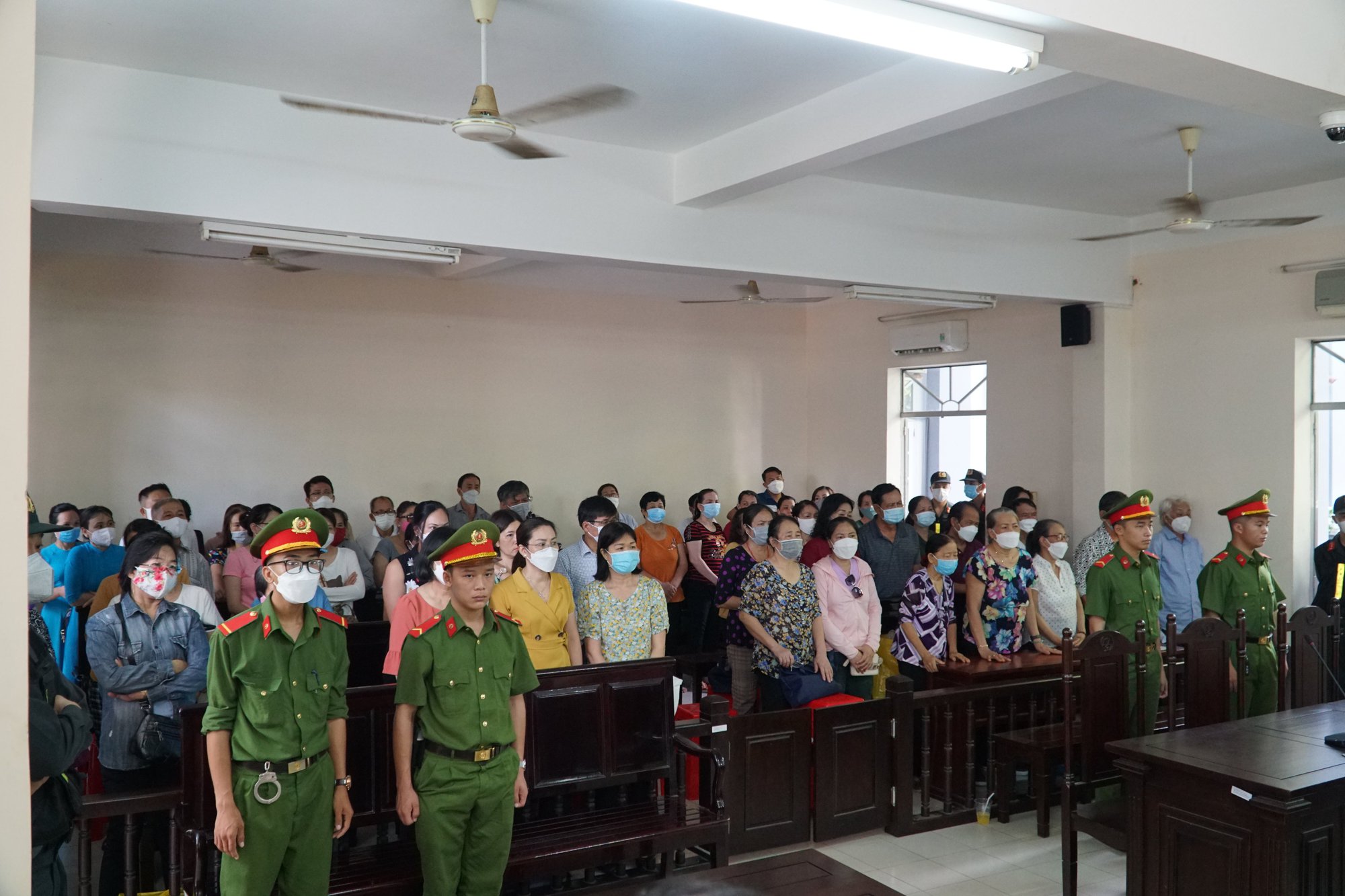 Phó Tổng giám đốc Công ty Sao Vàng lĩnh 15 năm tù, bồi thường 24 tỉ đồng - Ảnh 2.