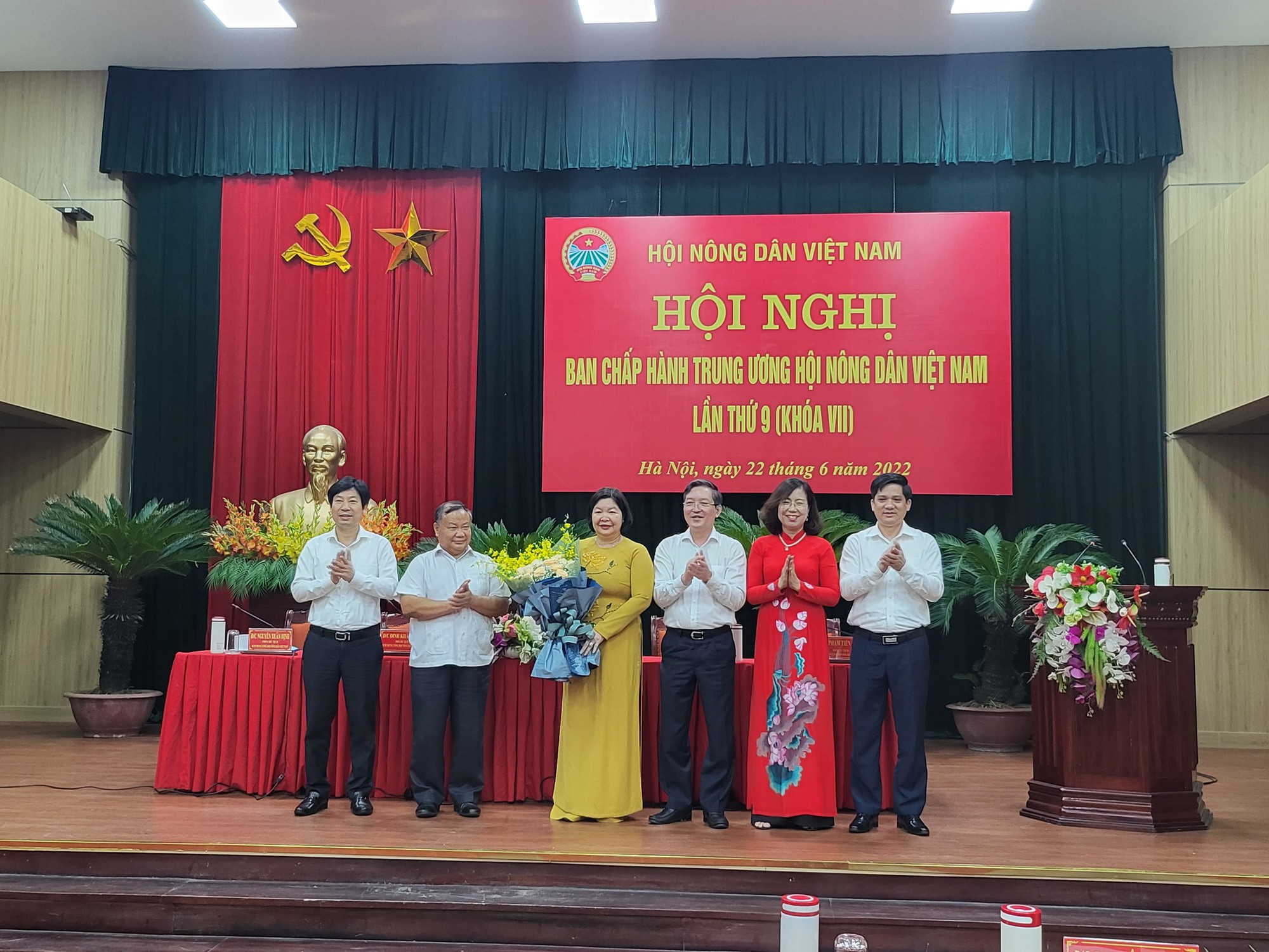 Ph&oacute; Chủ tịch UBND tỉnh Bạc Li&ecirc;u l&agrave;m Ph&oacute; Chủ tịch Trung ương Hội N&ocirc;ng d&acirc;n Việt Nam - Ảnh 1.