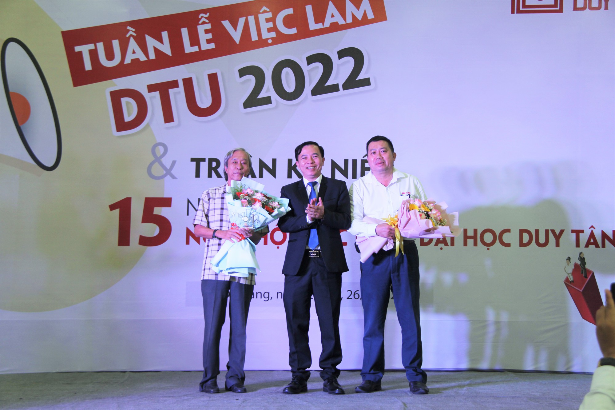 150 doanh nghiệp tham gia tuyển dụng tại &ldquo;Tuần lễ Việc l&agrave;m DTU 2022&rdquo; - Ảnh 2.