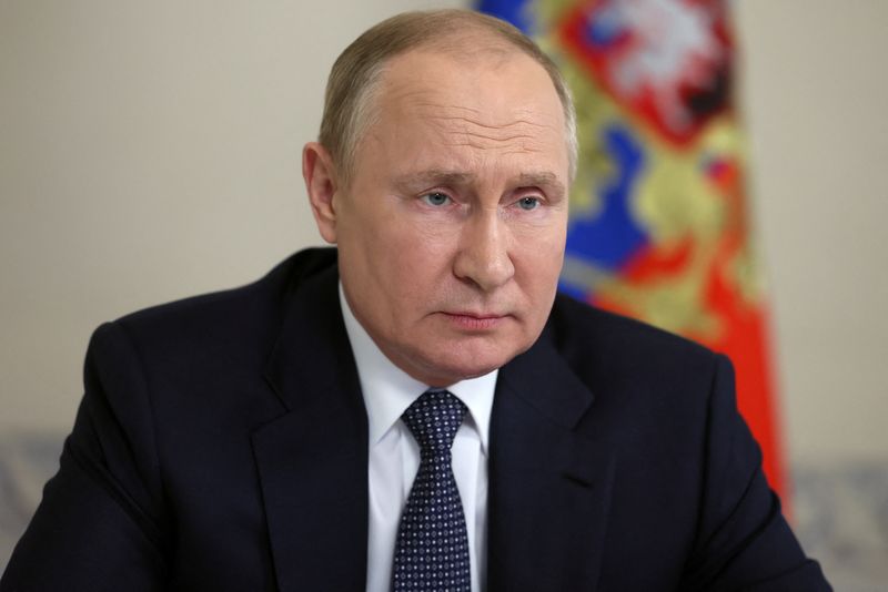 Tổng thống Putin ký sắc lệnh đặc biệt liên quan đến nợ công Nga