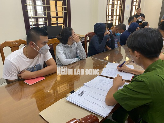 Triệt ph&aacute; 3 đường d&acirc;y l&ocirc; đề giao dịch hơn 30 tỉ đồng/th&aacute;ng ở Quảng B&igrave;nh - Ảnh 1.