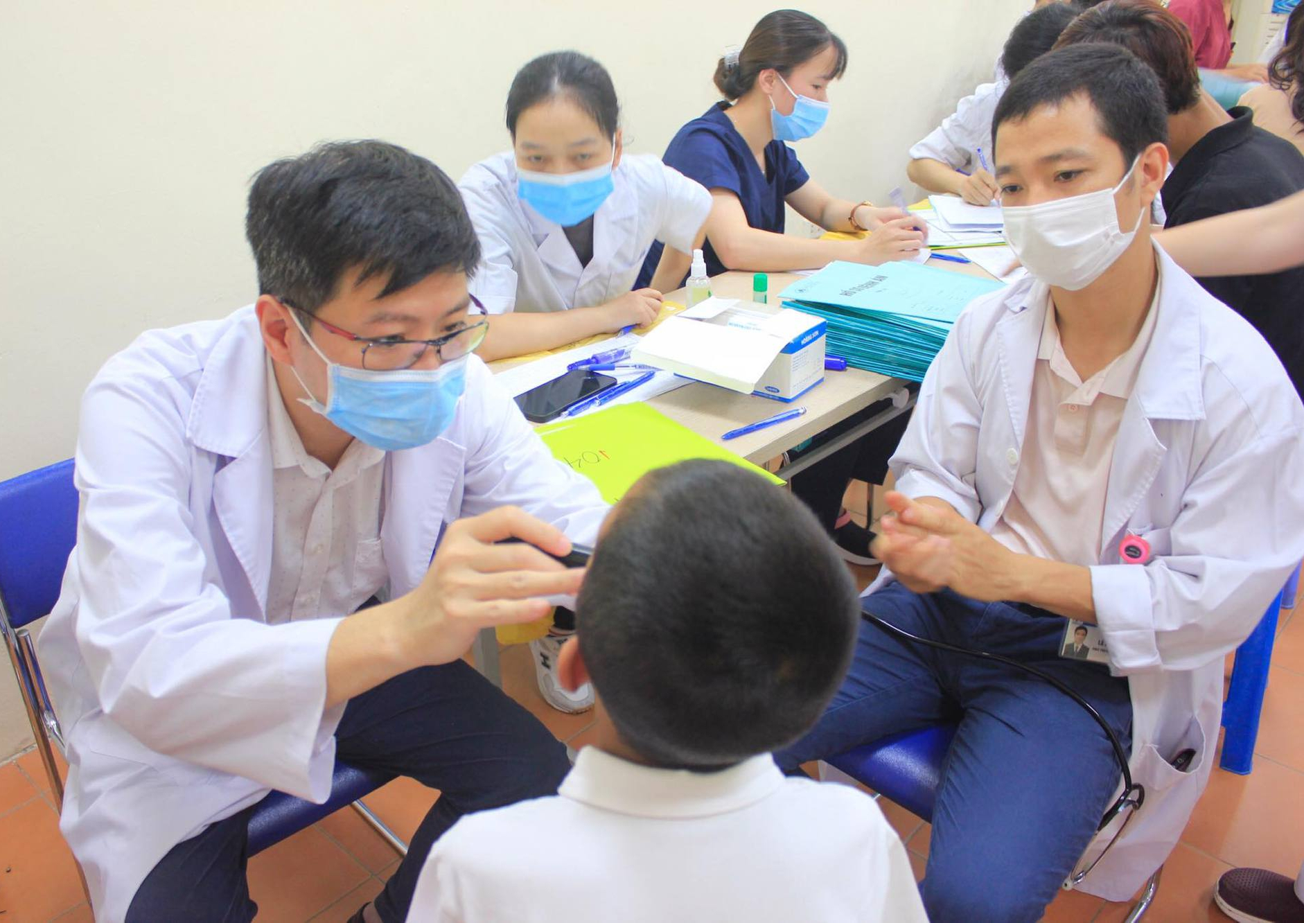 Nam bệnh nhân 38 tuổi và hơn 100 em nhỏ được phẫu thuật nụ cười miễn phí