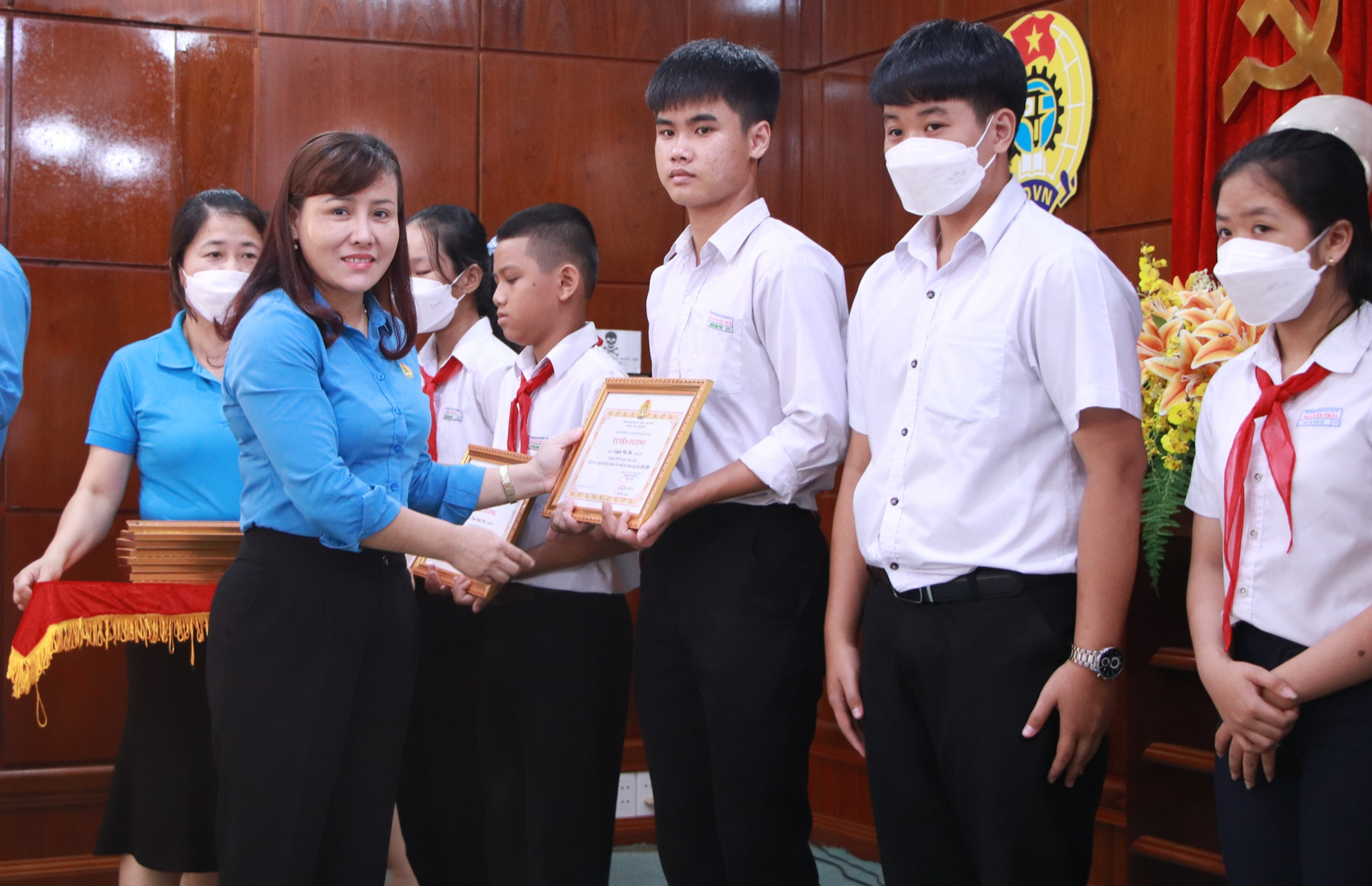 Nam sinh ở Quảng Nam qua đời trước ngày được tuyên dương - Ảnh 2.