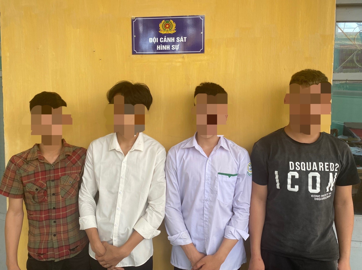 Sau liên hoan, 4 thiếu niên rủ nhau hiếp dâm bạn gái cùng lớp