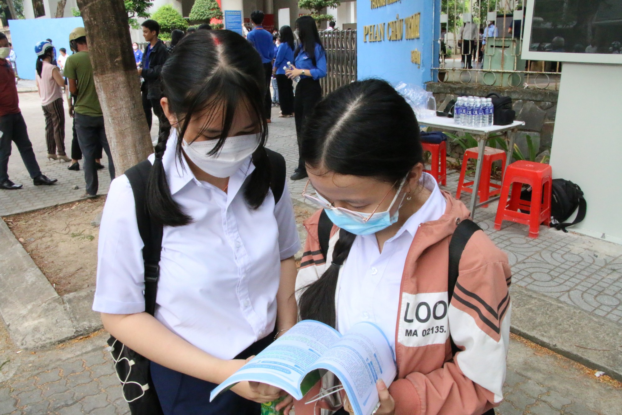 Đ&agrave; Nẵng: Ch&iacute;nh thức c&oacute; điểm chuẩn tuyển sinh lớp 10 năm học 2022-2023 - Ảnh 1.