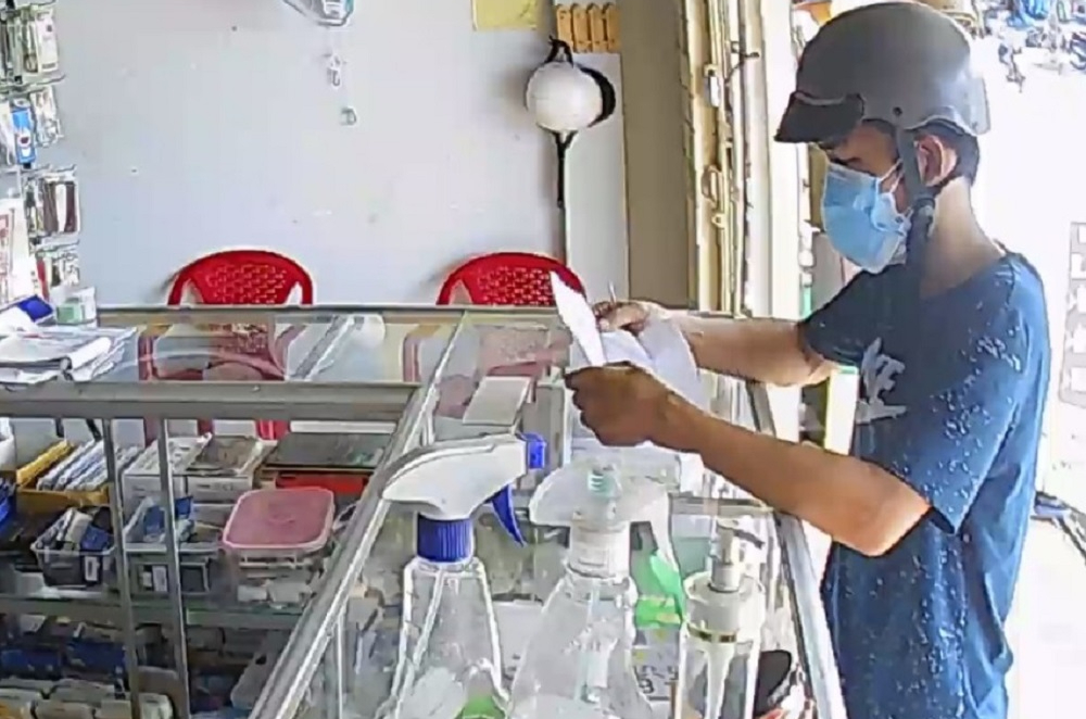 Gã đàn ông dùng “chiêu” mới lừa người phụ nữ chuyển tiền vào tài khoản