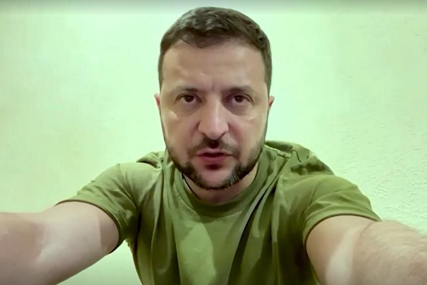 Ukraine tuyên bố ngừng theo đuổi tư cách thành viên NATO