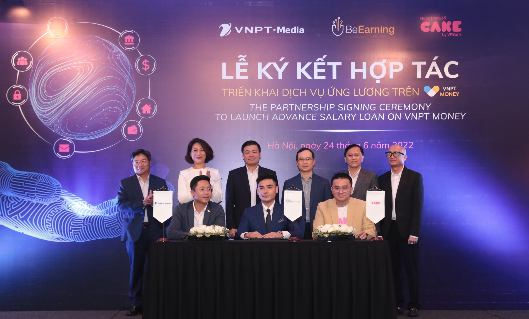 Ngân hàng số Cake by VPBank cho người lao động vay ứng lương qua VNPT Money