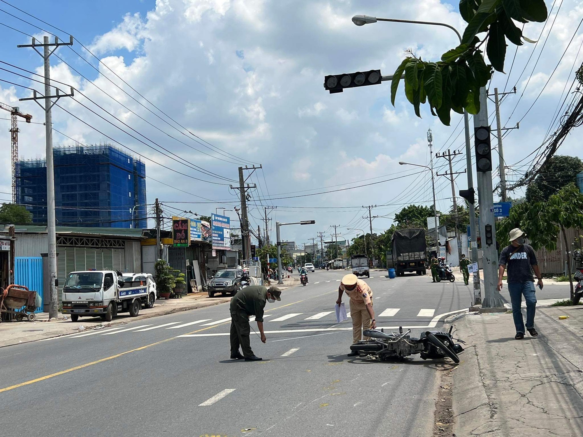 Nữ công nhân từ Đồng Nai qua Bình Dương, gặp tai nạn tử vong tại chỗ