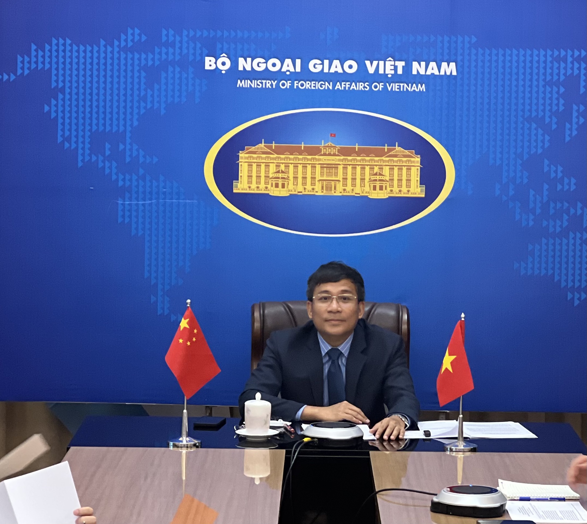 Tổng Thư k&yacute; Ủy ban chỉ đạo hợp t&aacute;c song phương Việt Nam - Trung Quốc hội đ&agrave;m - Ảnh 2.