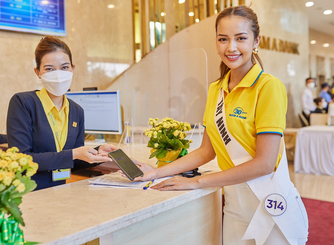 Nam A Bank sẽ s&aacute;t c&aacute;nh c&ugrave;ng Top 3  Hoa hậu ho&agrave;n vũ Việt Nam 2022 trong c&aacute;c hoạt động v&igrave; cộng đồng - Ảnh 2.