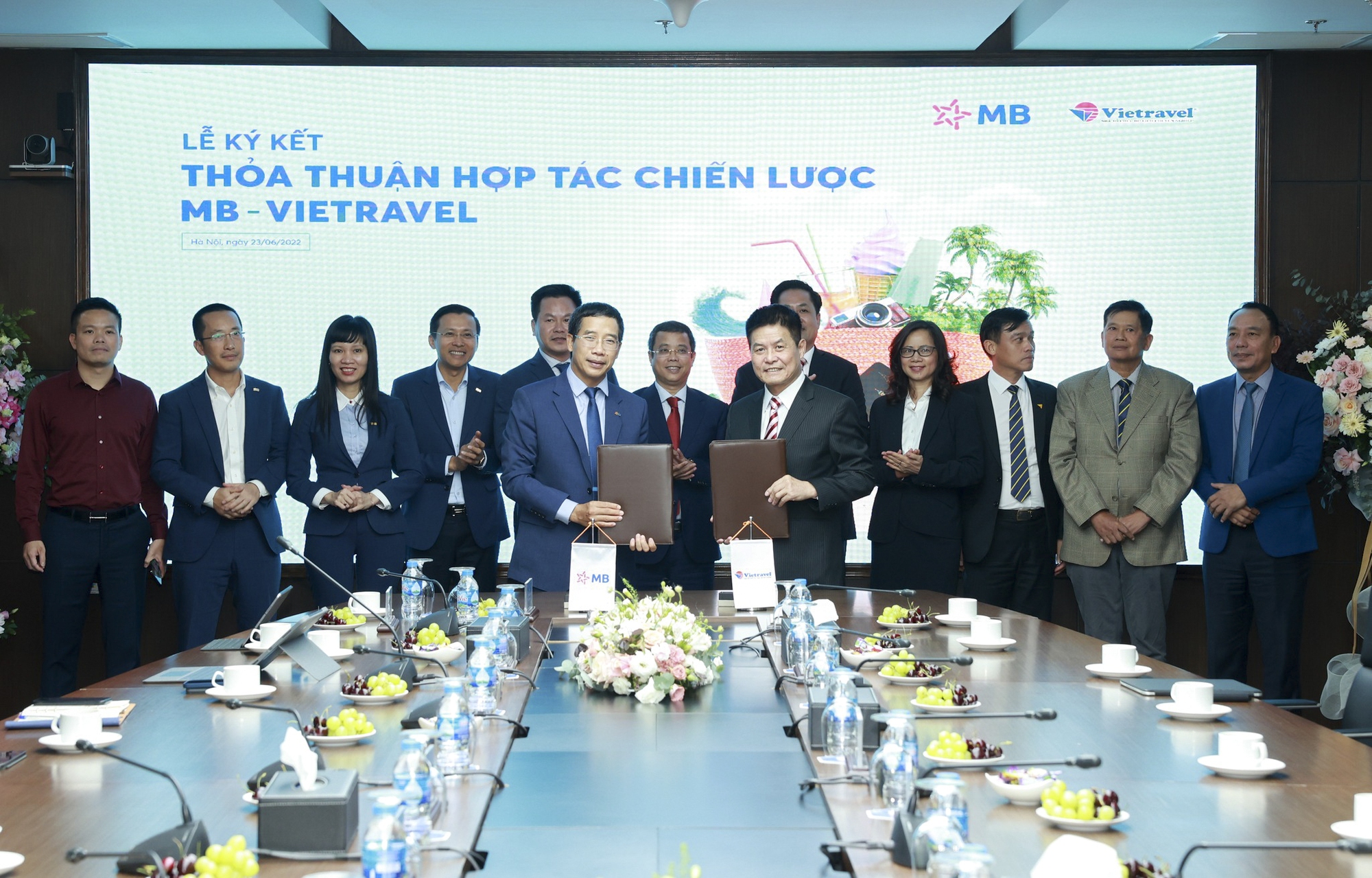 Vietravel k&yacute; kết thỏa thuận hợp t&aacute;c to&agrave;n diện với Ng&acirc;n h&agrave;ng TMCP Qu&acirc;n Đội - Ảnh 4.