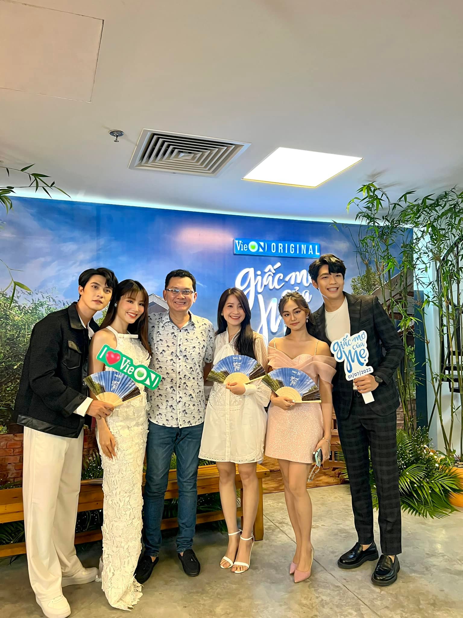 Diễm My l&ecirc;n tiếng về tin đồn y&ecirc;u Nhan Ph&uacute;c Vinh - Ảnh 2.