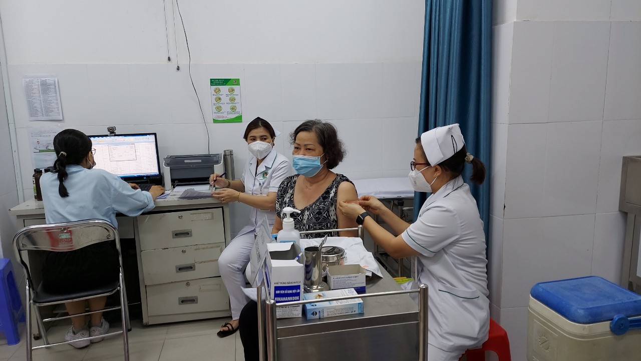 Hai kịch bản ứng phó biến chủng BA.5