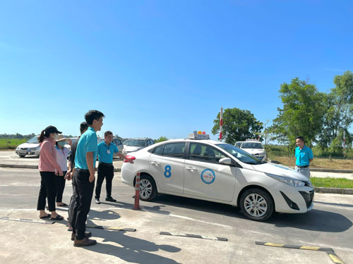 Dạy nghề cho bộ đội xuất ngũ lại bị làm khó