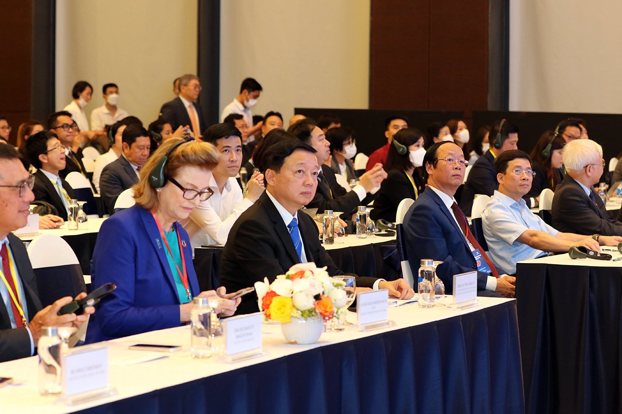 Biến đổi khí hậu, ô nhiễm môi trường và suy giảm hệ sinh thái tự nhiên là khủng hoảng kép