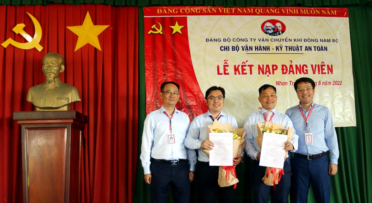 Công ty Vận chuyển Khí Đông Nam Bộ thực hiện các chương trình xã hội - Ảnh 2.