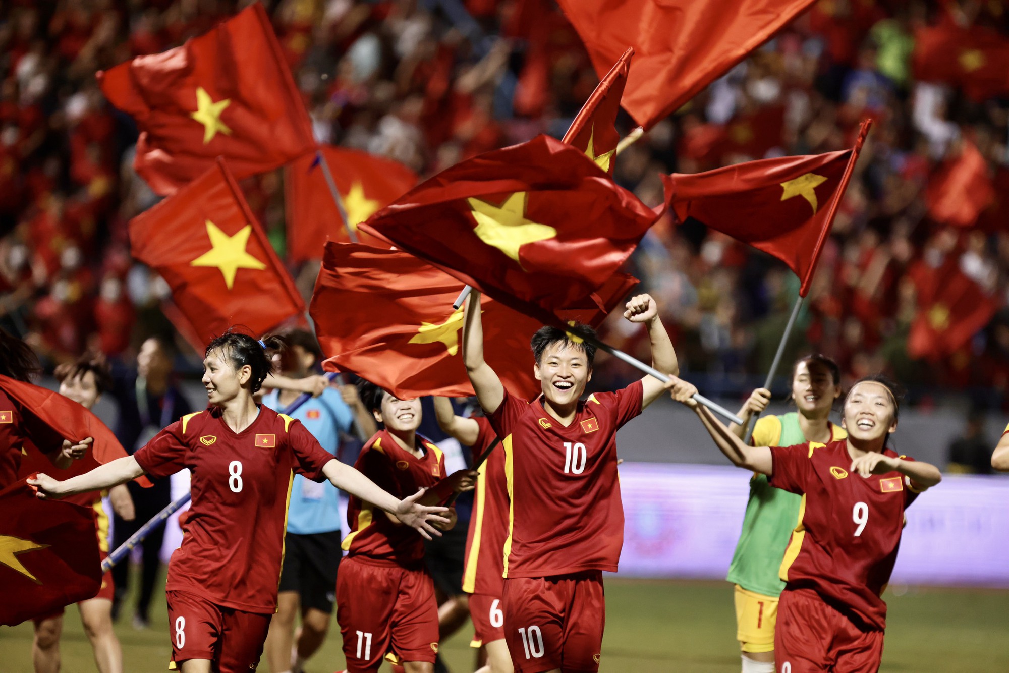 208 bằng khen v&agrave; 11 tỉ đồng thưởng đo&agrave;n thể thao TP HCM tham dự SEA Games 31 - Ảnh 4.