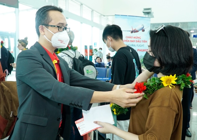 Vietjet nối lại đường bay đến thi&ecirc;n đường du lịch Phuket - Ảnh 1.