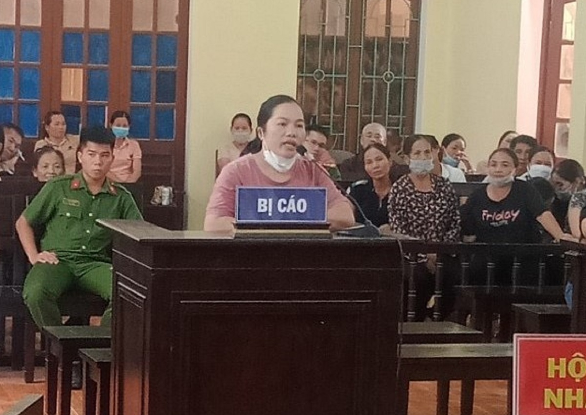 Cặp vợ chồng hợp sức, cắt đứt "của quý" người hàng xóm