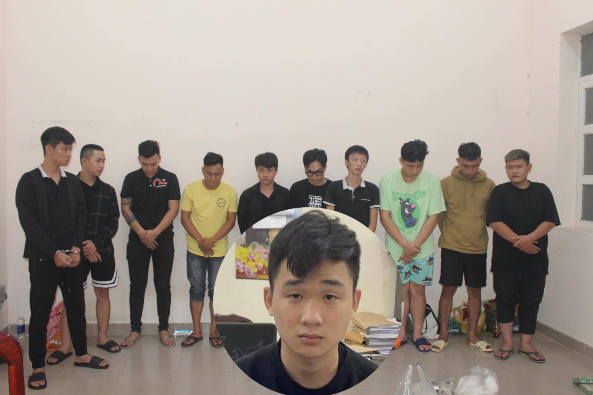 Vụ bắn chết thiếu ni&ecirc;n 17 tuổi ở Bi&ecirc;n Ho&agrave;: Bắt giữ đối tượng cung cấp s&uacute;ng - Ảnh 2.
