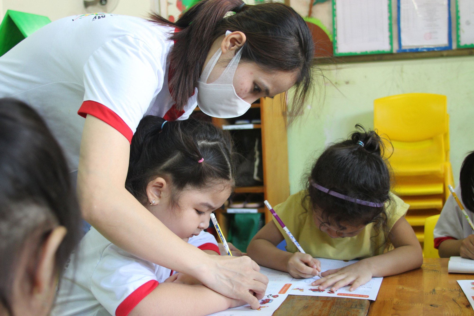 Cần thêm nhiều nhà trẻ cho con công nhân