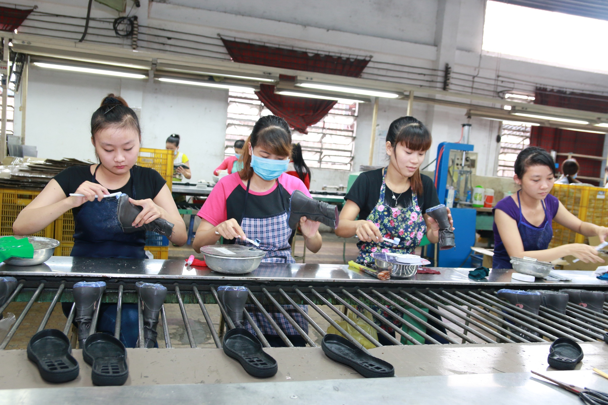 Những ai được tăng lương từ ngày mai 1-7-2022?