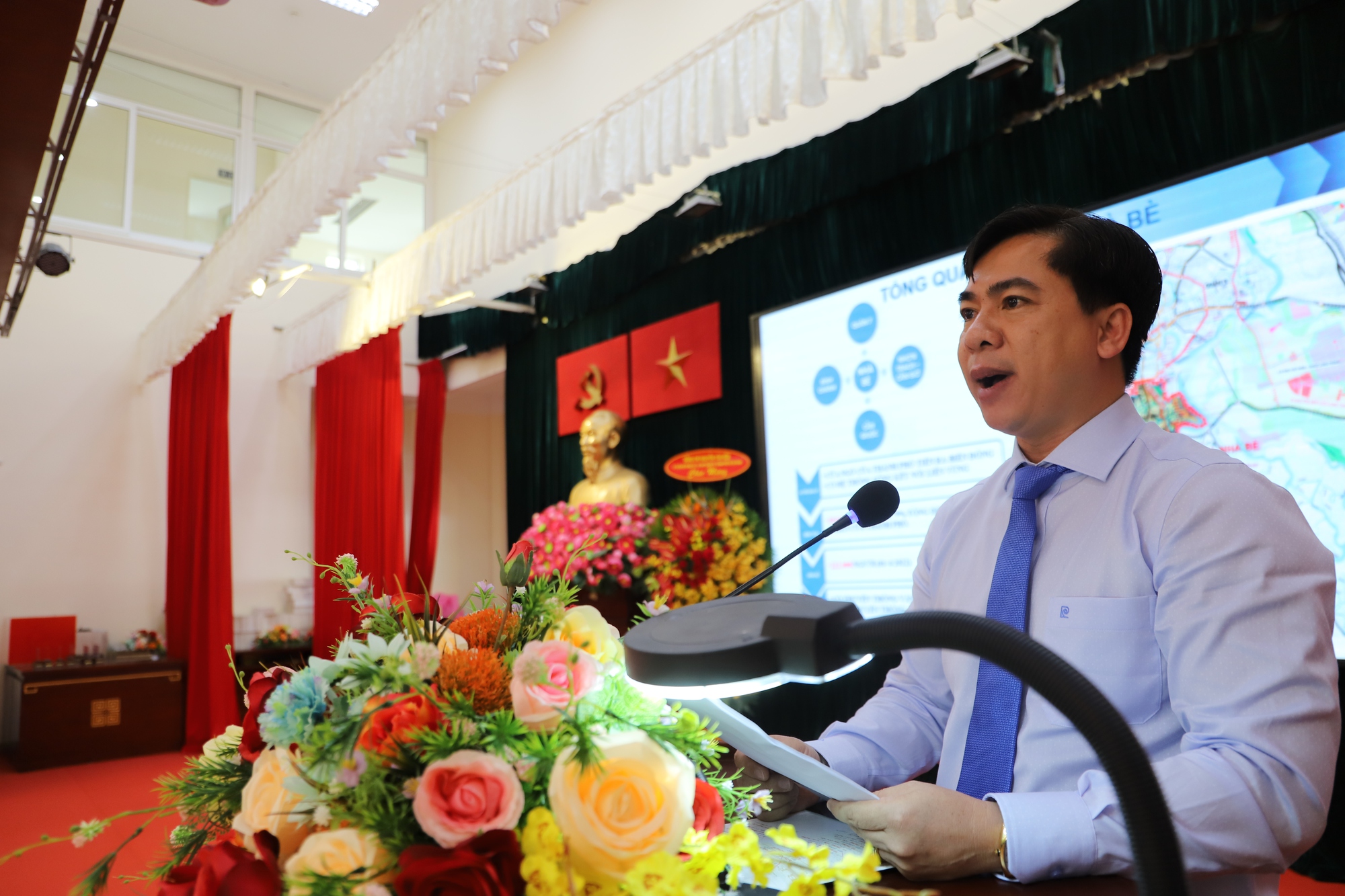 Gỡ được nút cổ chai, huyện Nhà Bè sẽ phát triển mạnh - Ảnh 1.