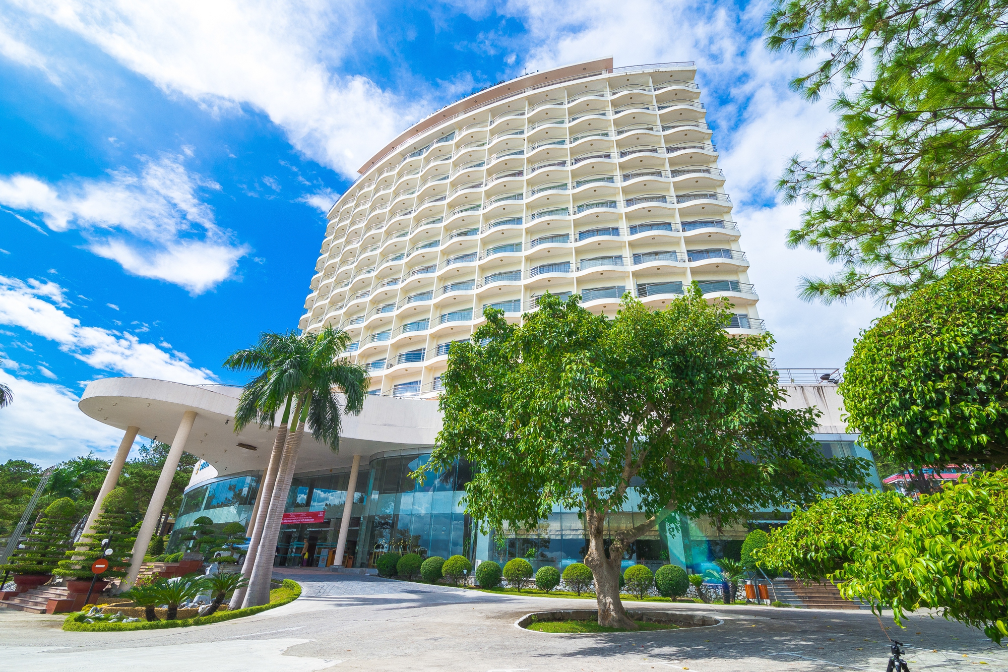 Saigontourist Group khuyến m&atilde;i lớn nhiều dịch vụ - Ảnh 3.