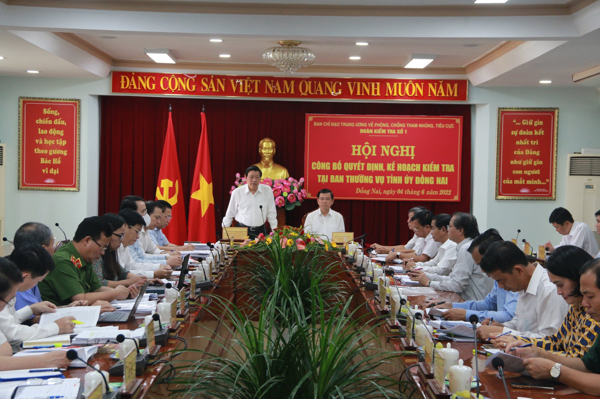 Ban Chỉ đạo Trung ương về phòng, chống tham nhũng, tiêu cực kiểm tra tại Đồng Nai - Ảnh 1.