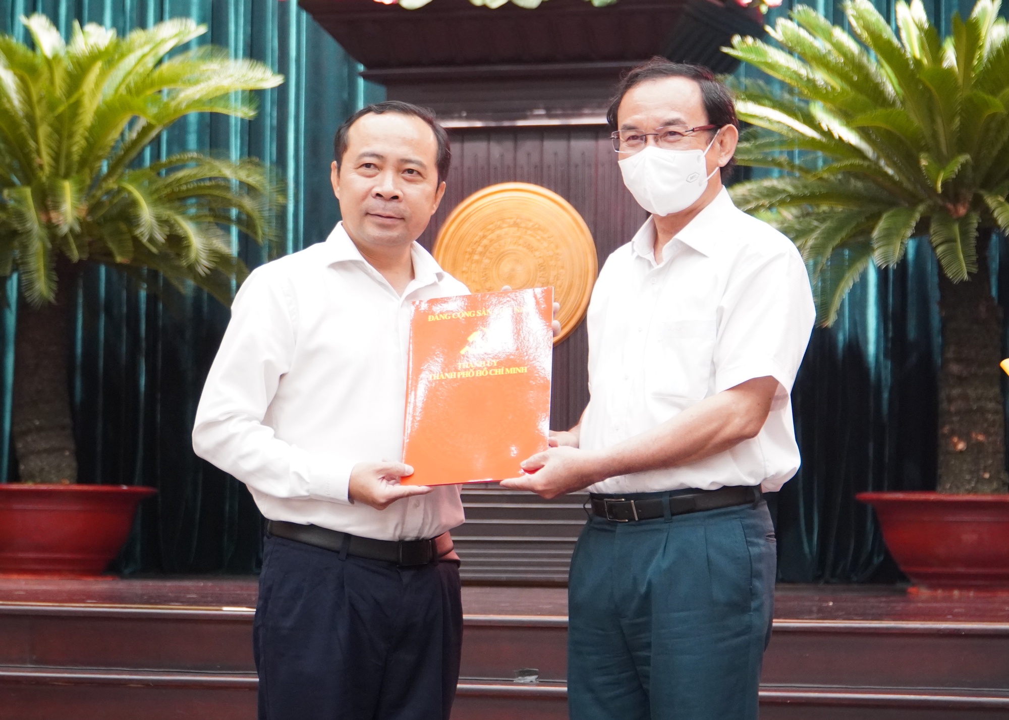 TP HCM c&oacute; th&ecirc;m 2 Th&agrave;nh ủy vi&ecirc;n - Ảnh 1.
