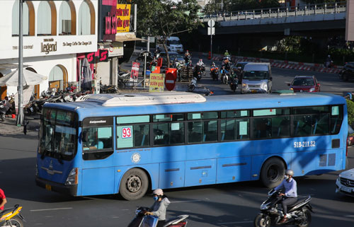 LẮNG NGHE NGƯỜI DÂN HIẾN KẾ: Nâng tầm giao thông công cộng