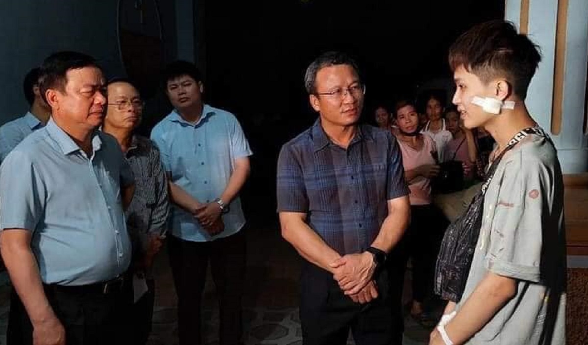 Vụ tai nạn thảm khốc xe tải đ&egrave; n&aacute;t xe con: Vi sao nam thanh ni&ecirc;n sống s&oacute;t kỳ diệu? - Ảnh 2.