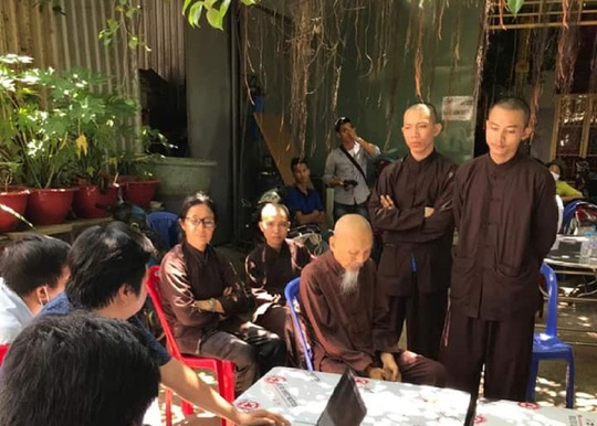 Thầy &ocirc;ng nội v&agrave; 5 người ở &ldquo;Tịnh thất Bồng Lai&rdquo; bị truy tố - Ảnh 2.