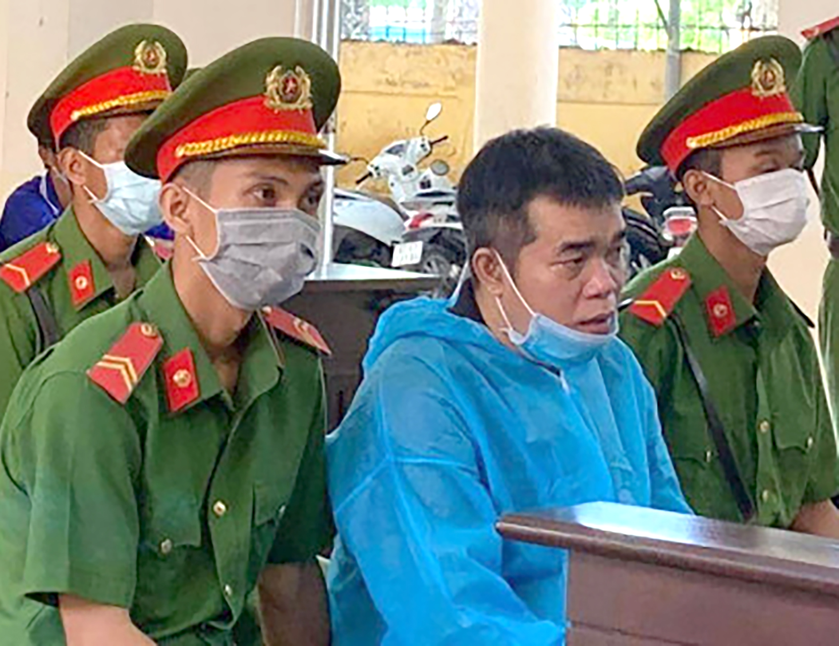 Kẻ hiếp dâm, giết bé gái 12 tuổi trên núi Két lãnh án tử hình - Ảnh 3.