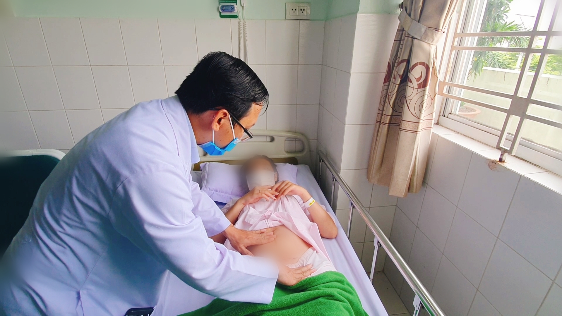 30 phút gay cấn cứu sống thai nhi ngôi mông, sa chi