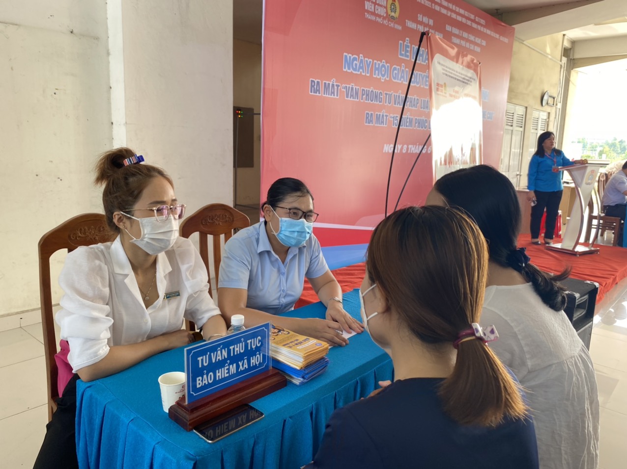 Nhiều doanh nghiệp Khu C&ocirc;ng nghệ cao TP HCM bức x&uacute;c v&igrave; thủ tục h&agrave;nh ch&iacute;nh - Ảnh 1.